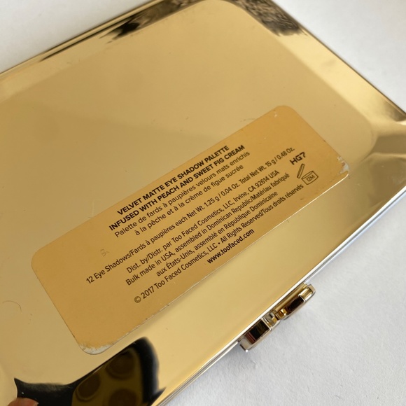 TOO FACED Just peachy matte eyeshadow palette - Picture 5 of 5